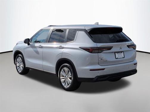 2025 Mitsubishi Outlander ES 2.5 S-AWC