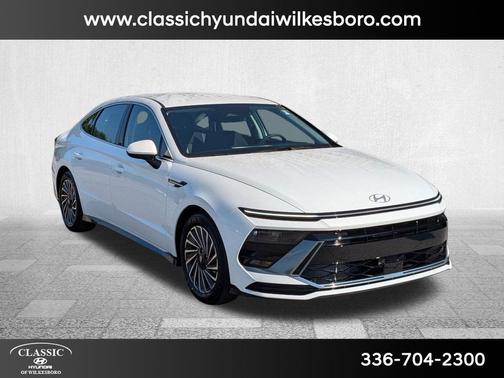 2025 Hyundai SONATA Hybrid SE