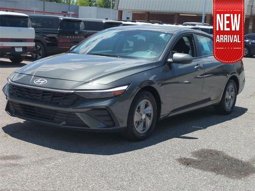 Amazon Gray 2025 Hyundai ELANTRA SE