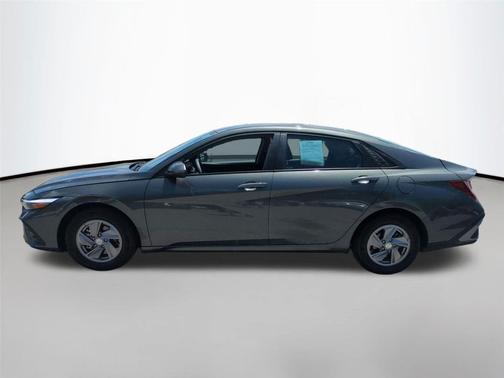 Amazon Gray 2025 Hyundai ELANTRA SE