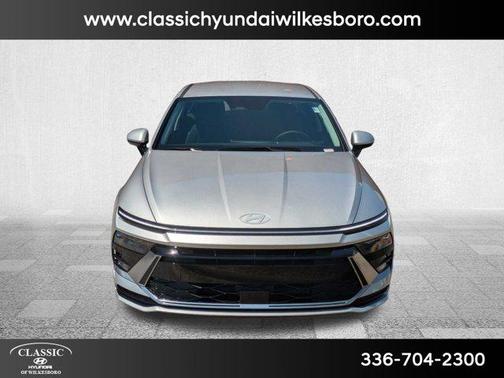 2024 Hyundai SONATA Hybrid SE