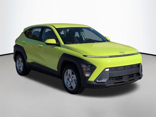2026 Hyundai KONA SE