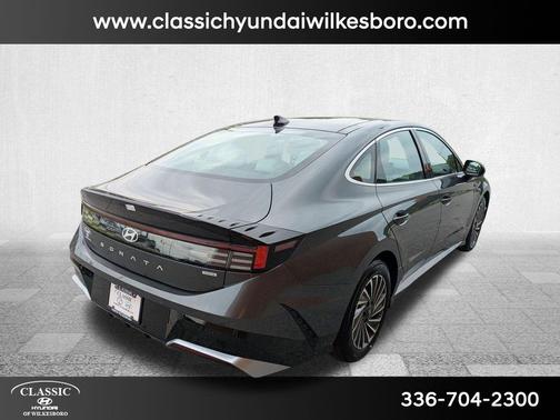 2025 Hyundai SONATA Hybrid Limited