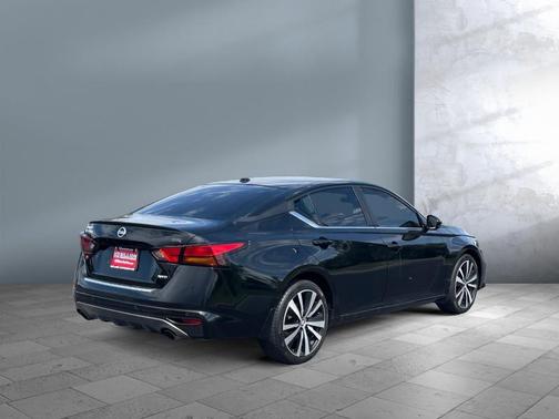 Super Black 2020 Nissan Altima SR Intelligent AWD