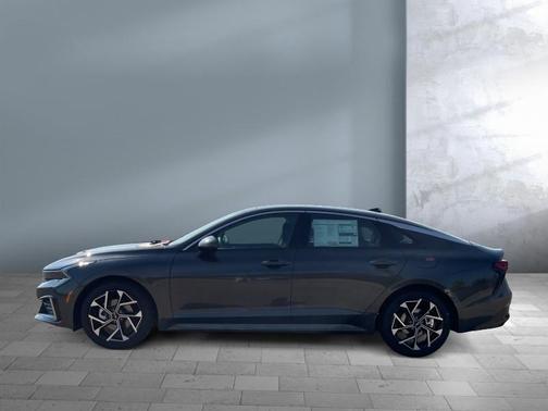 2025 Kia K5 EX