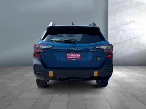 Geyser Blue 2024 Subaru Outback Wilderness