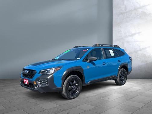 Geyser Blue 2024 Subaru Outback Wilderness