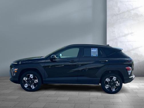 Abyss Black Pearl 2025 Hyundai KONA SEL