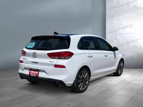 2018 Hyundai Elantra GT Sport