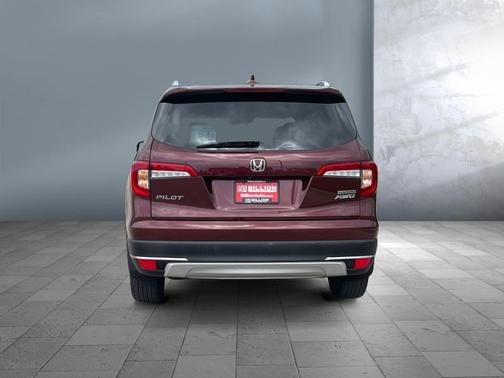 2021 Honda Pilot Touring 7-Passenger