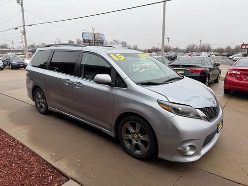 2015 Toyota Sienna SE Premium