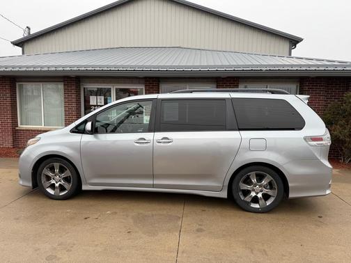 2015 Toyota Sienna SE Premium