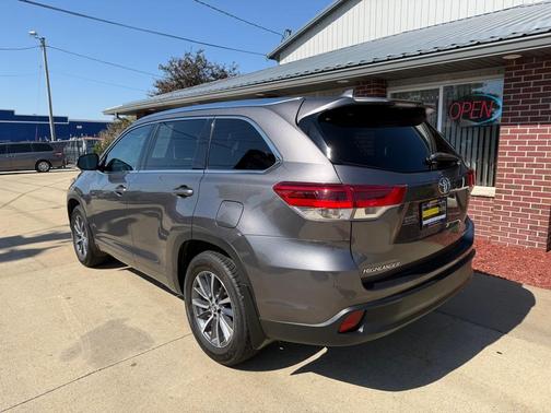 2017 Toyota Highlander XLE