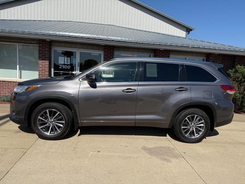 2017 Toyota Highlander XLE