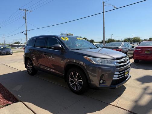 2017 Toyota Highlander XLE