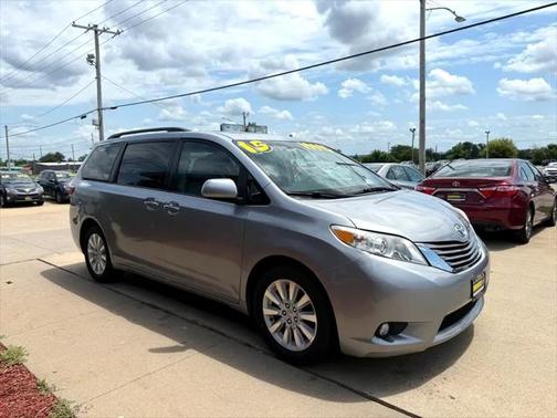 2015 Toyota Sienna XLE