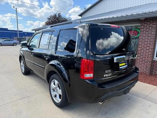 Crystal Black Pearl 2015 Honda Pilot EX-L