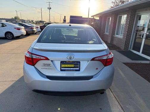Classic Silver Metallic 2016 Toyota Corolla S Premium