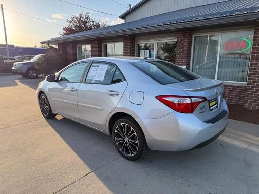 Classic Silver Metallic 2016 Toyota Corolla S Premium