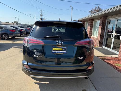 2017 Toyota RAV4 Limited