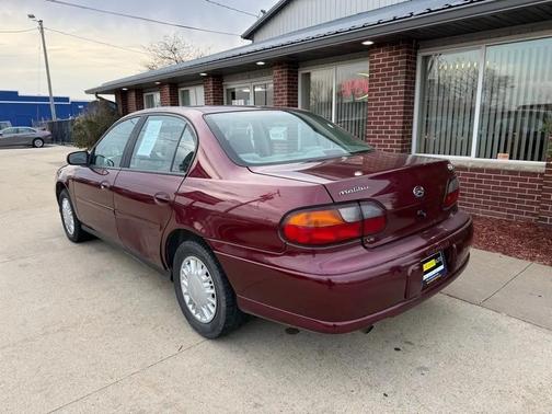 2001 Chevrolet Malibu Base