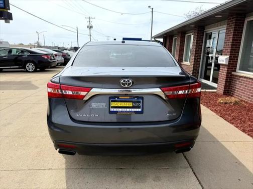 2013 Toyota Avalon XLE
