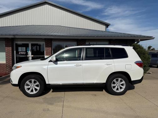 2013 Toyota Highlander SE