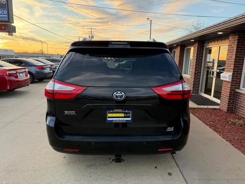 2016 Toyota Sienna Limited