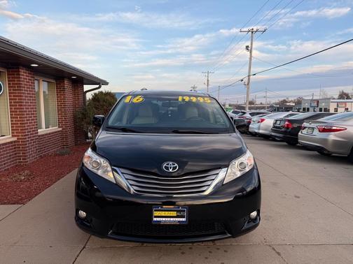 2016 Toyota Sienna Limited