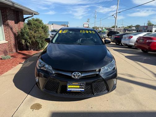 2015 Toyota Camry SE