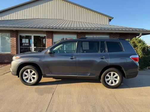 2013 Toyota Highlander SE