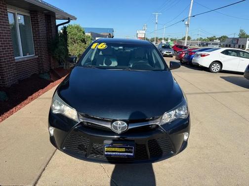 Cosmic Gray Mica 2016 Toyota Camry SE