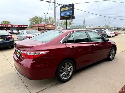 2016 Toyota Camry SE