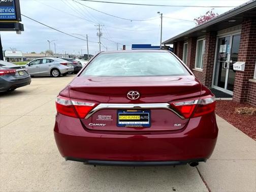 2016 Toyota Camry SE