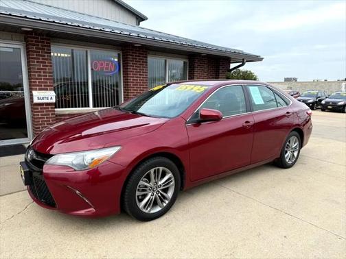 2016 Toyota Camry SE