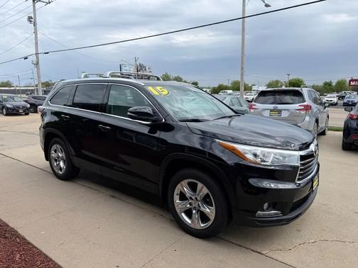 Attitude Black Metallic 2015 Toyota Highlander Limited