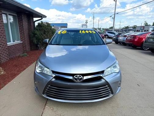 2016 Toyota Camry XLE