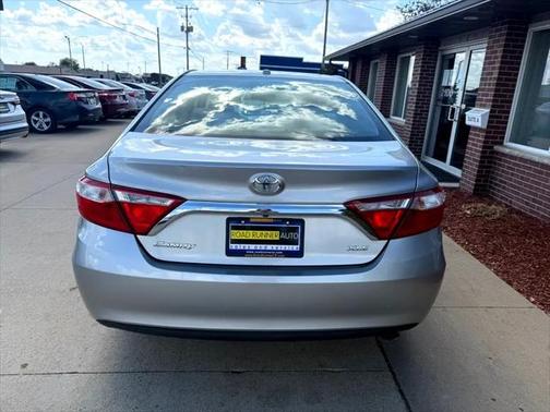 2016 Toyota Camry XLE