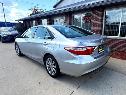 2016 Toyota Camry XLE