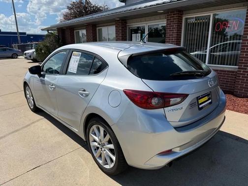 Sonic Silver Metallic 2017 Mazda Mazda3 Touring
