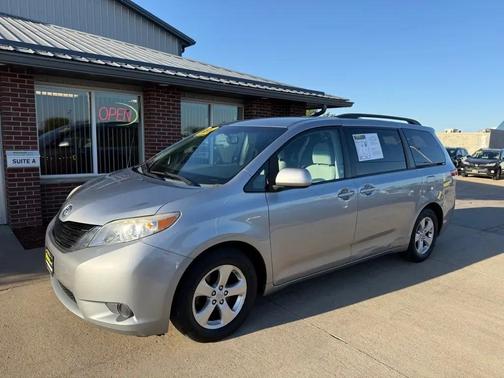Silver Sky Metallic 2012 Toyota Sienna LE