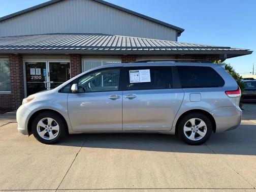 Silver Sky Metallic 2012 Toyota Sienna LE
