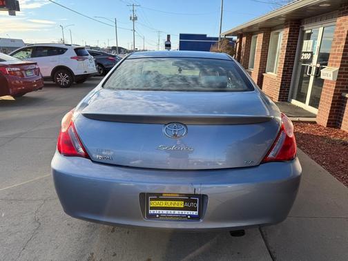 2004 Toyota Camry Solara SE