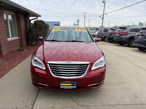 2013 Chrysler 200 Touring