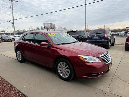 2013 Chrysler 200 Touring