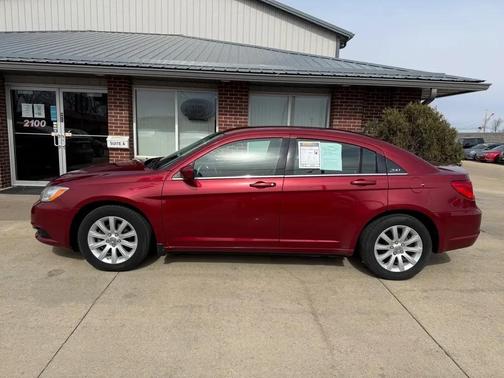 2013 Chrysler 200 Touring