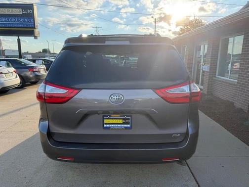 GREY 2016 Toyota Sienna XLE