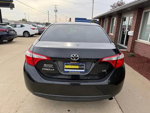 Black Sand Pearl 2016 Toyota Corolla LE