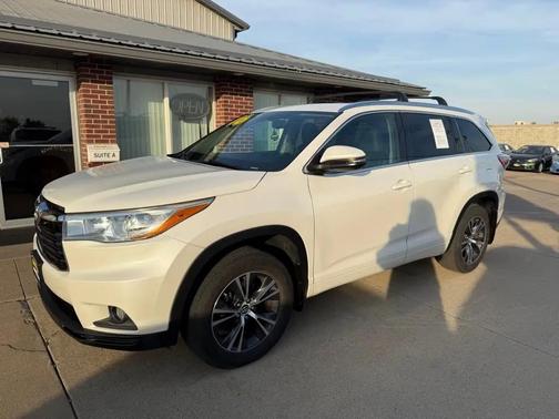 Blizzard Pearl 2016 Toyota Highlander XLE