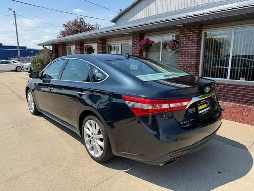Parisian Night Pearl 2015 Toyota Avalon Limited